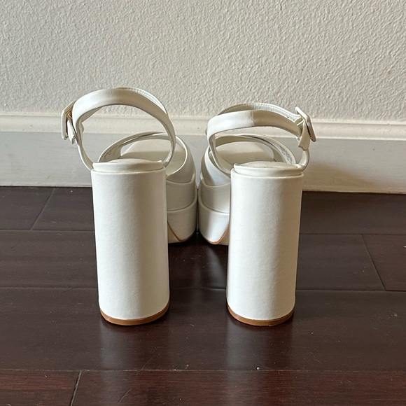 Aldo Platform Off-White Block Heel Sandals - Picture 5 of 6